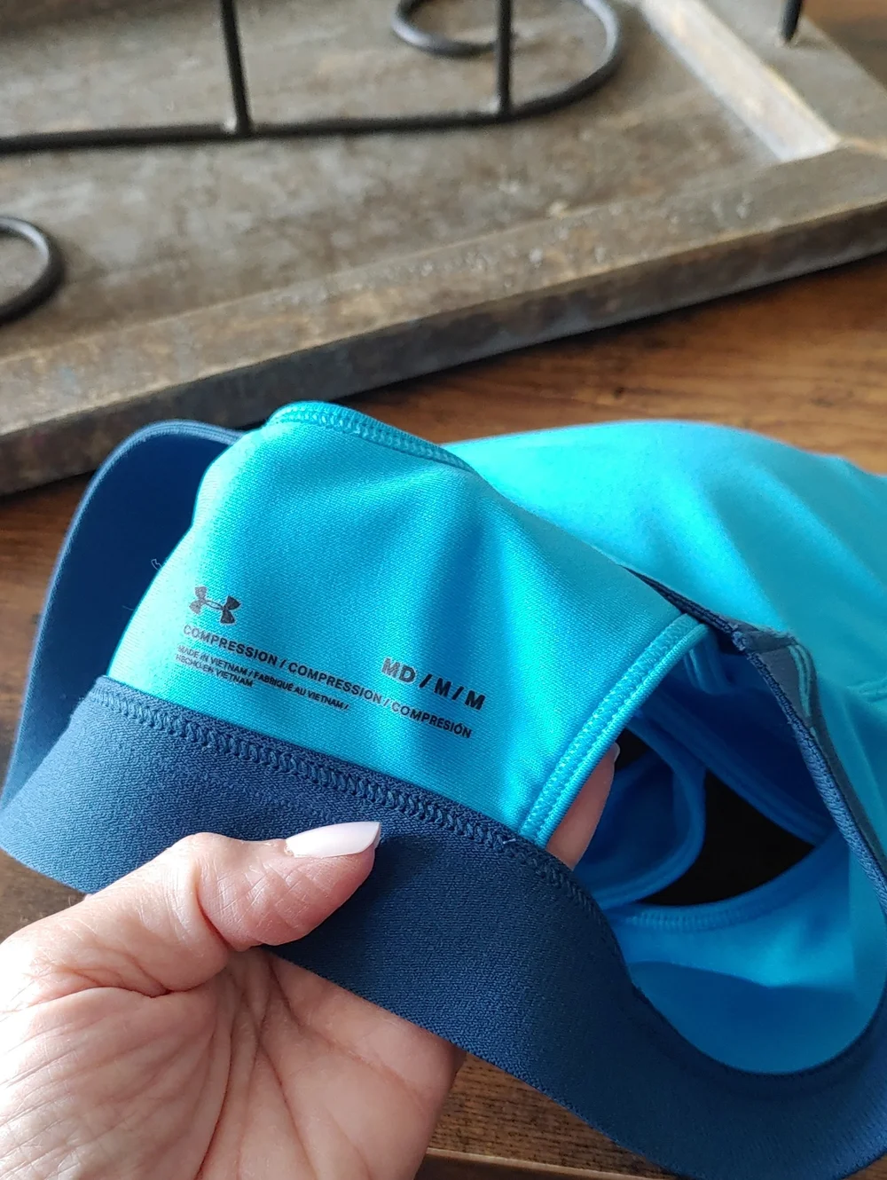 NWOT Under Armour medium Blue Cross Strap Back Padded Sports Bra
